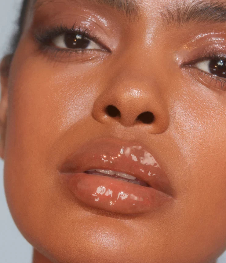 R.E.M Glossy Balm